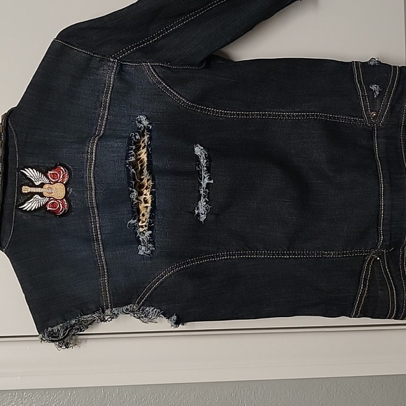 Jacket - Picture 3 of 4